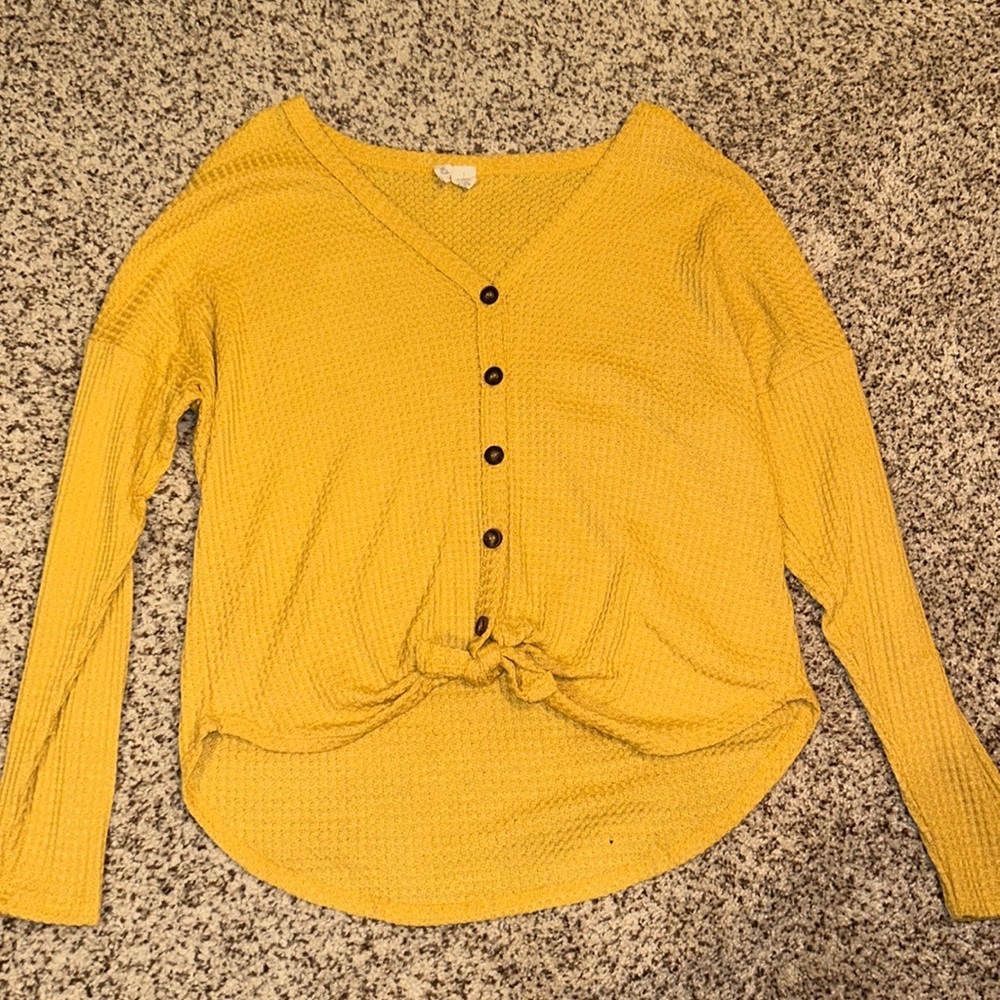 Sky and Sparrow (Urban Outfitters) size S dark yellow light sweater